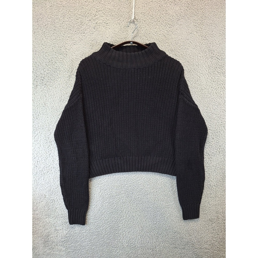 Divided by H&M Cropped Sweater Womens Medium Black Knit Preppy Crew Neck Cozy